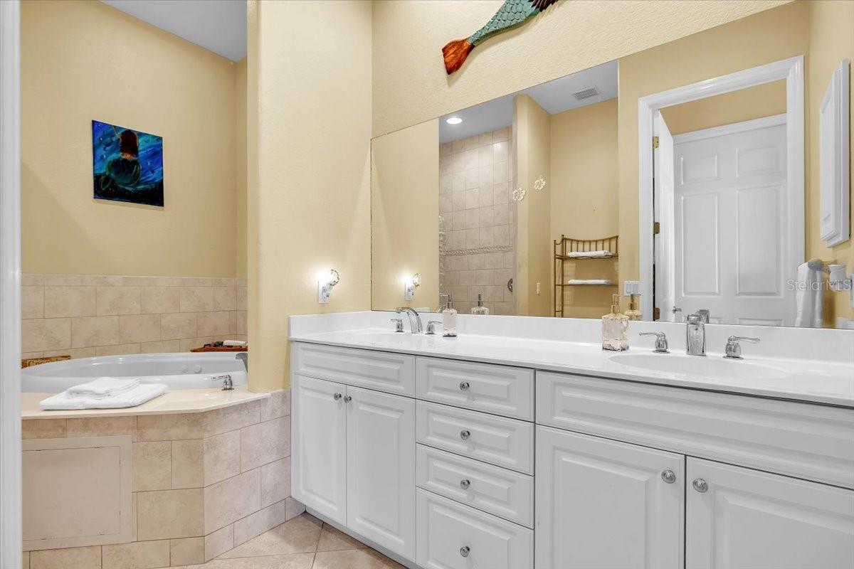 MEDITERRANEAN LNDG CONDO - Residential