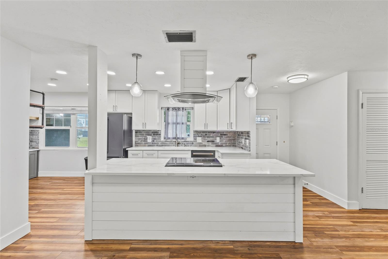 LEFFINGWELLS SUB - Residential