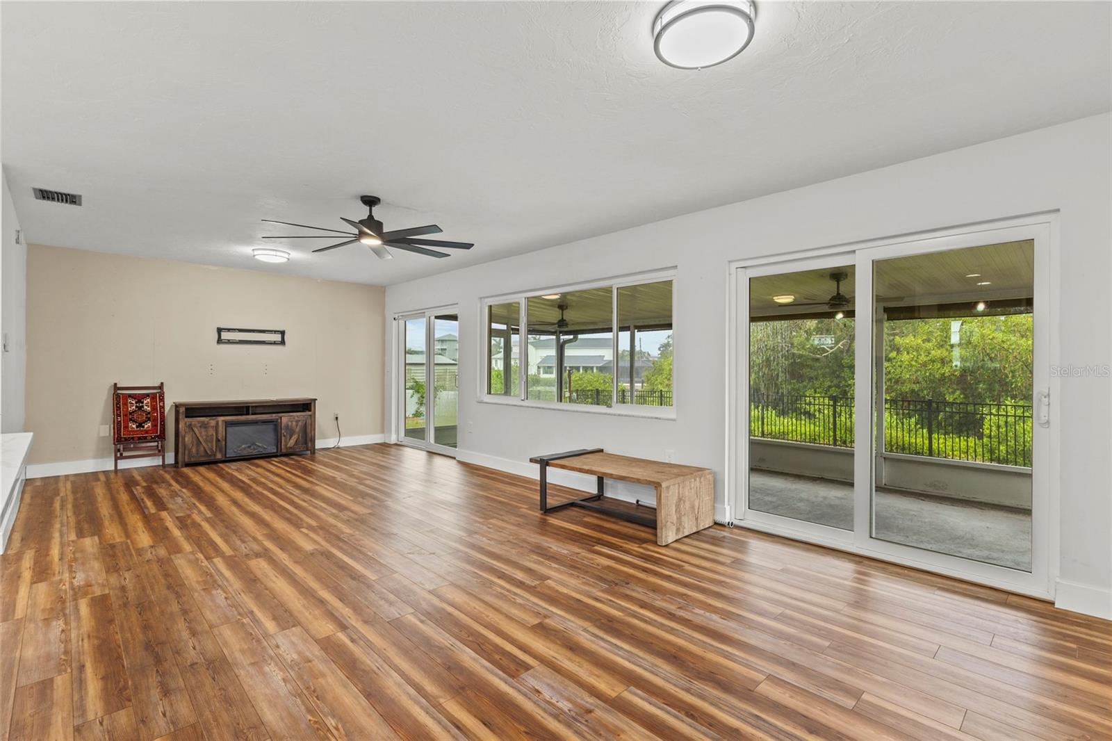 LEFFINGWELLS SUB - Residential