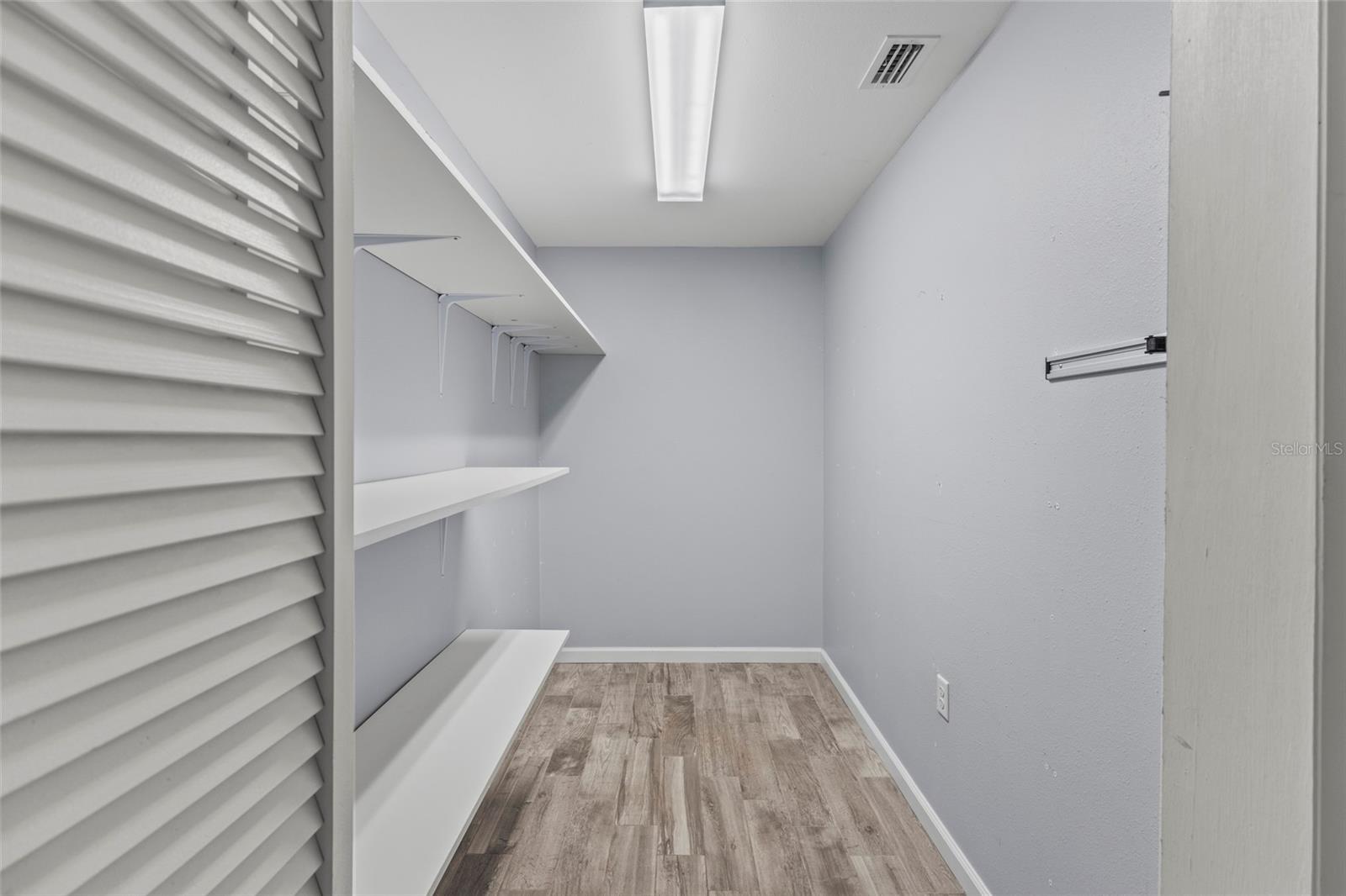 LEFFINGWELLS SUB - Residential