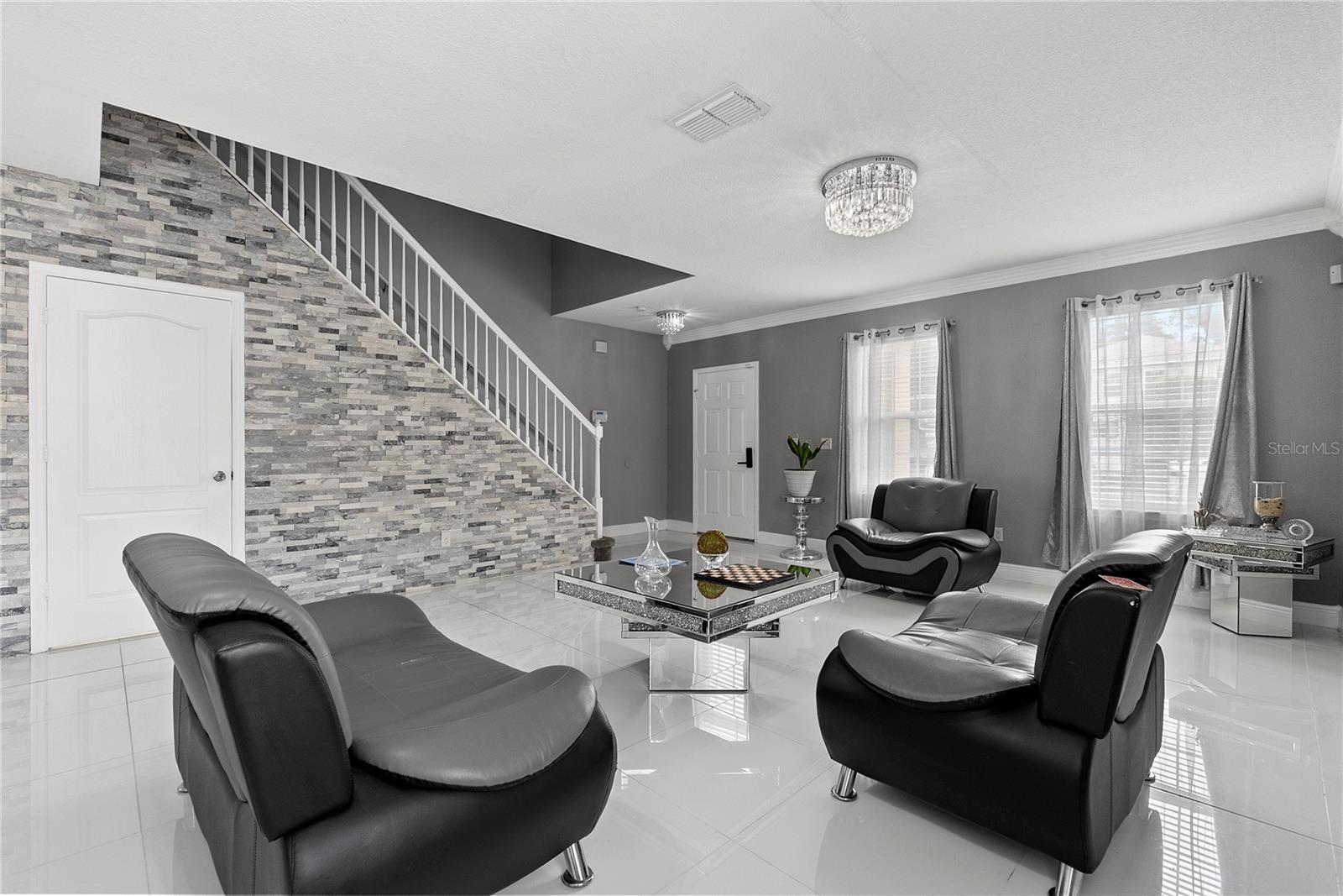LIVE OAK ESTATES - Residential