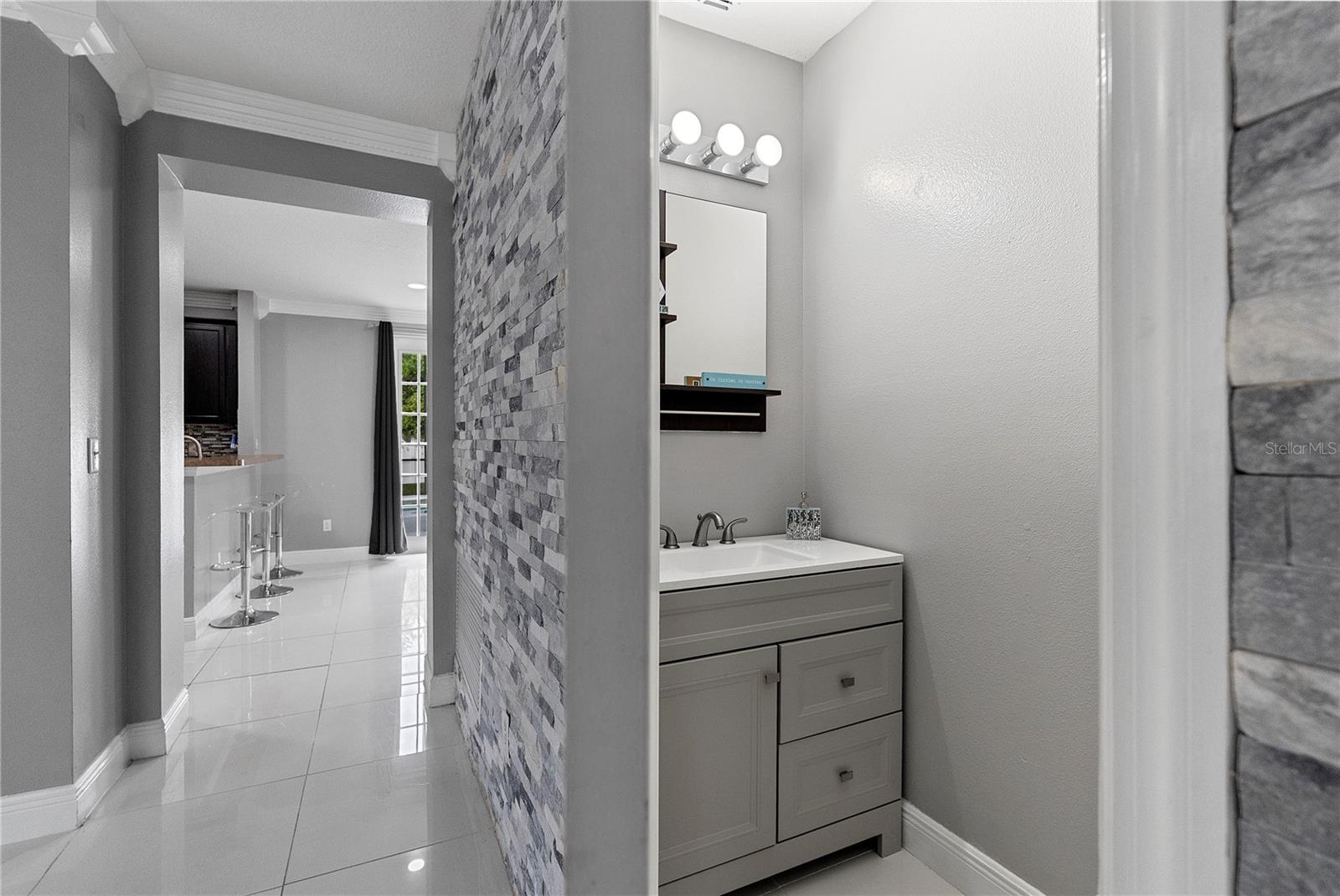 LIVE OAK ESTATES - Residential