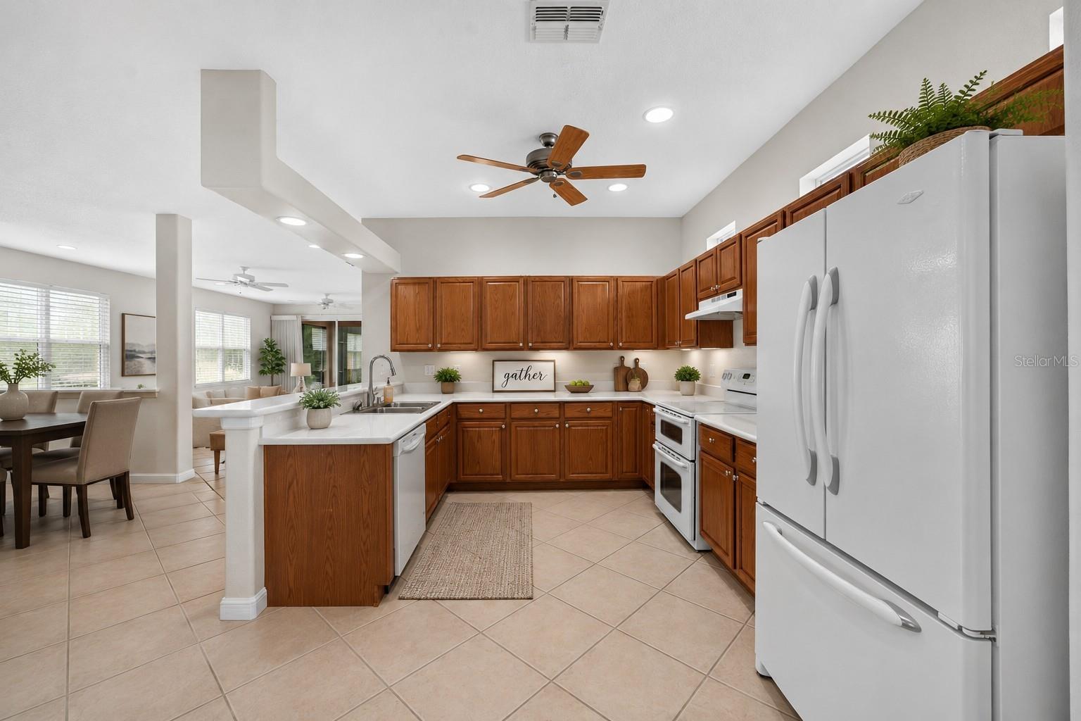 GROVES PH 03 - Residential