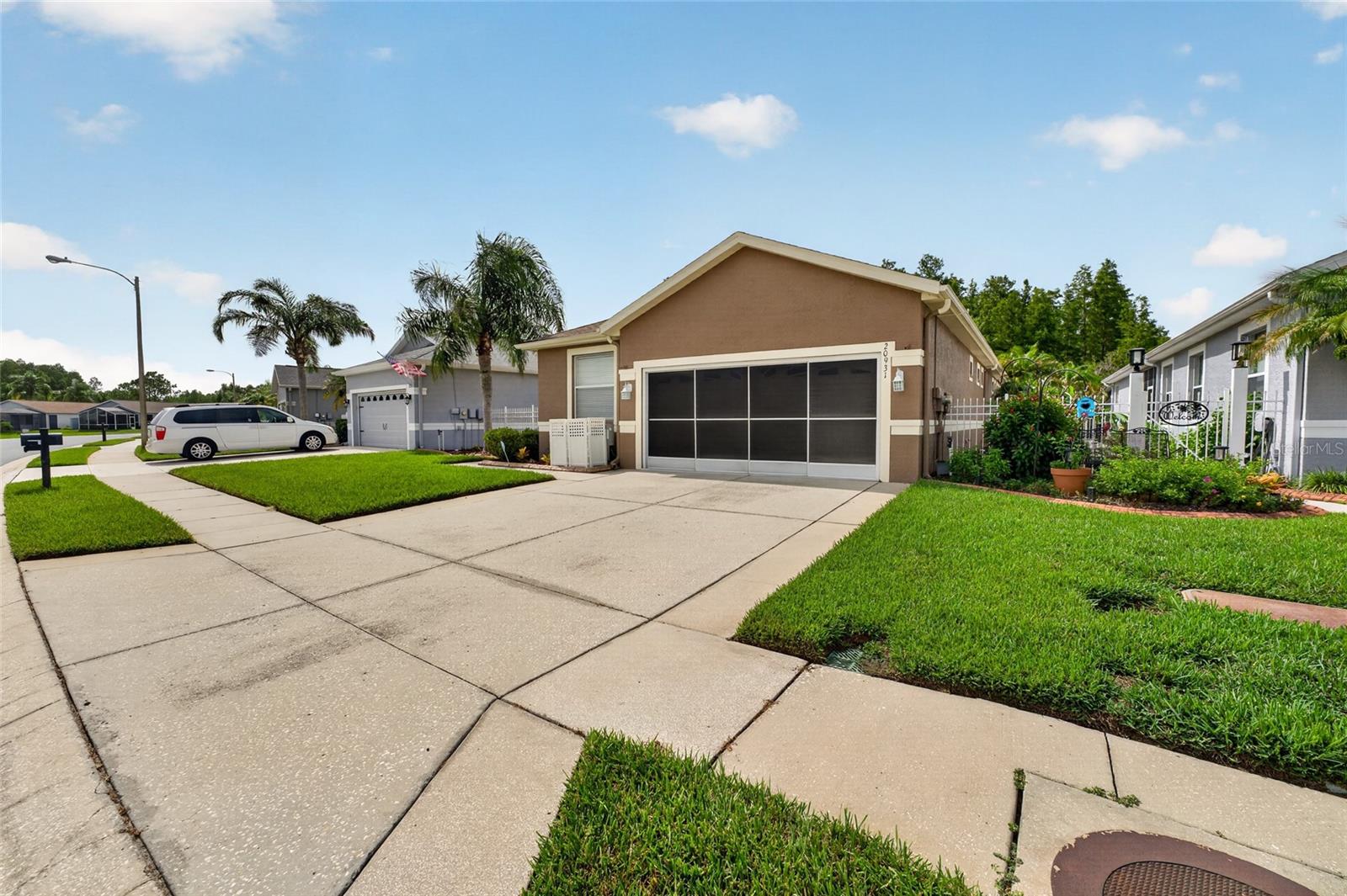 GROVES PH 03 - Residential