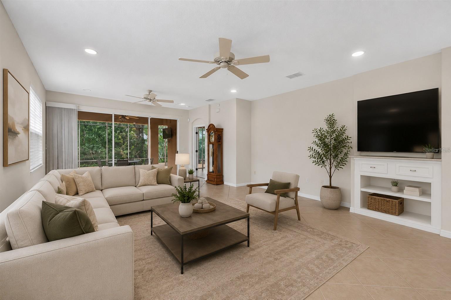 GROVES PH 03 - Residential