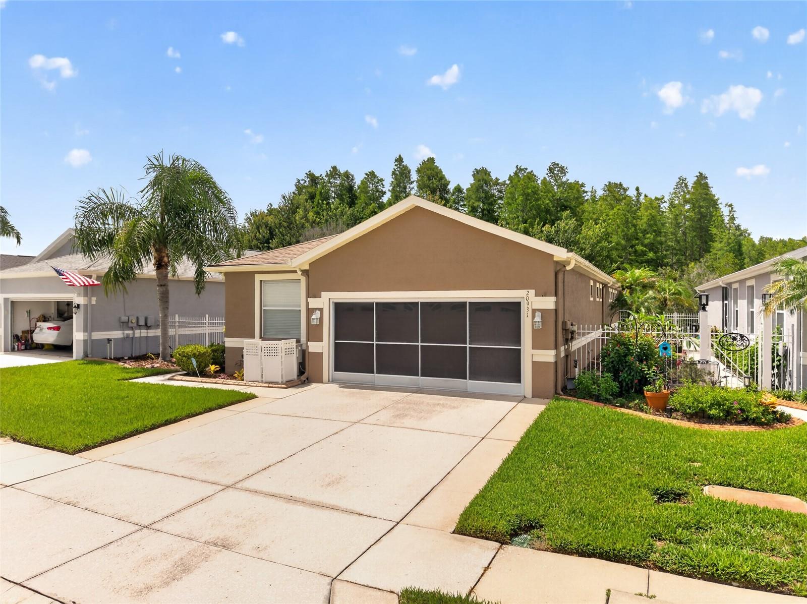 GROVES PH 03 - Residential