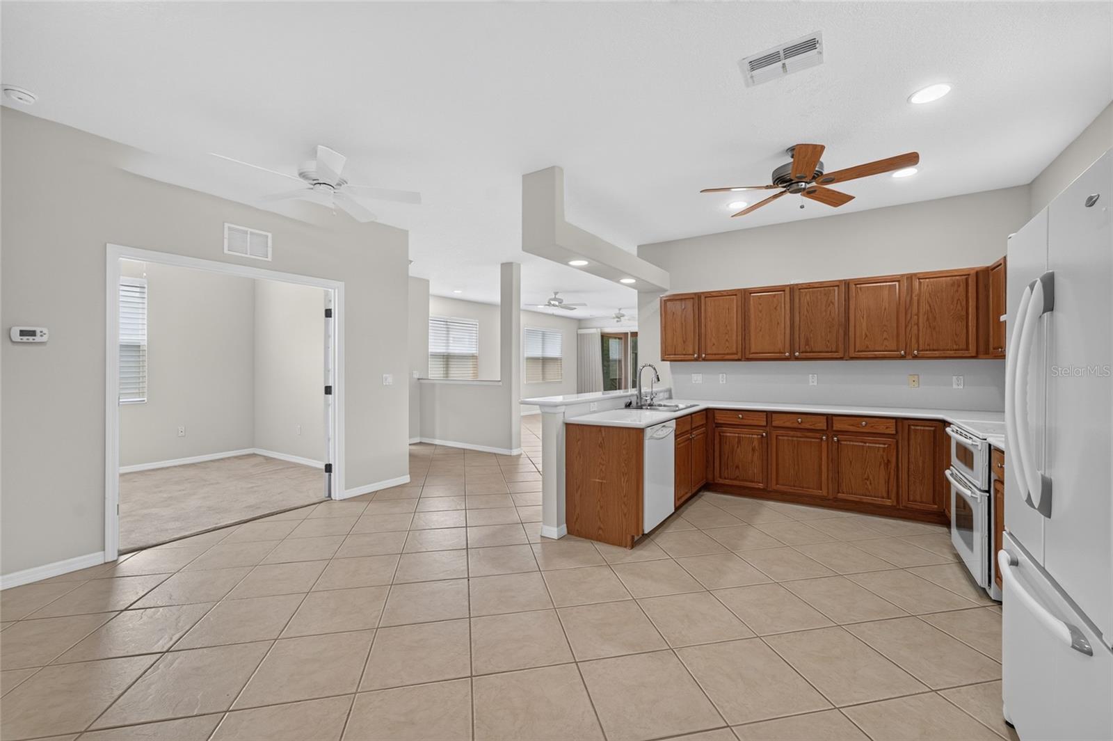 GROVES PH 03 - Residential