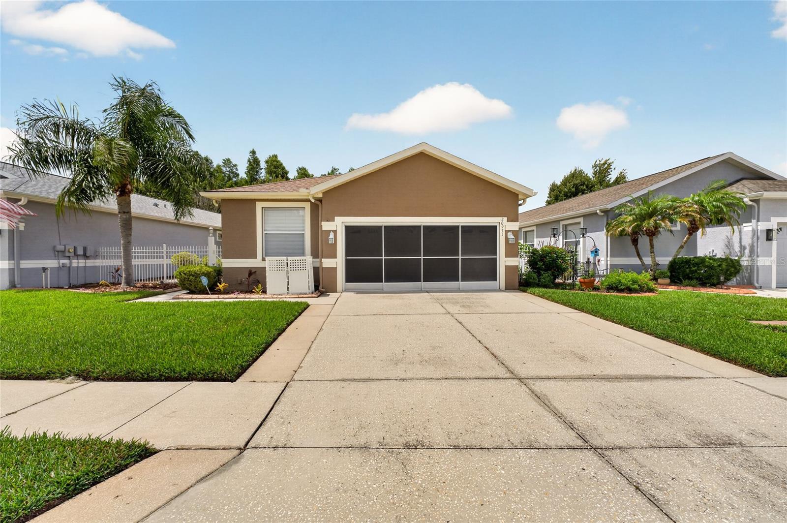 GROVES PH 03 - Residential