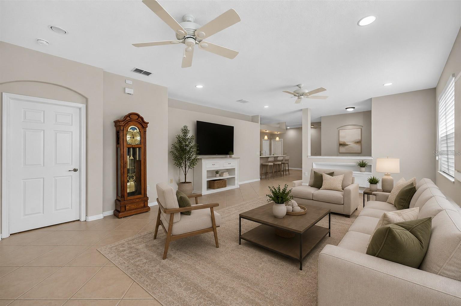 GROVES PH 03 - Residential