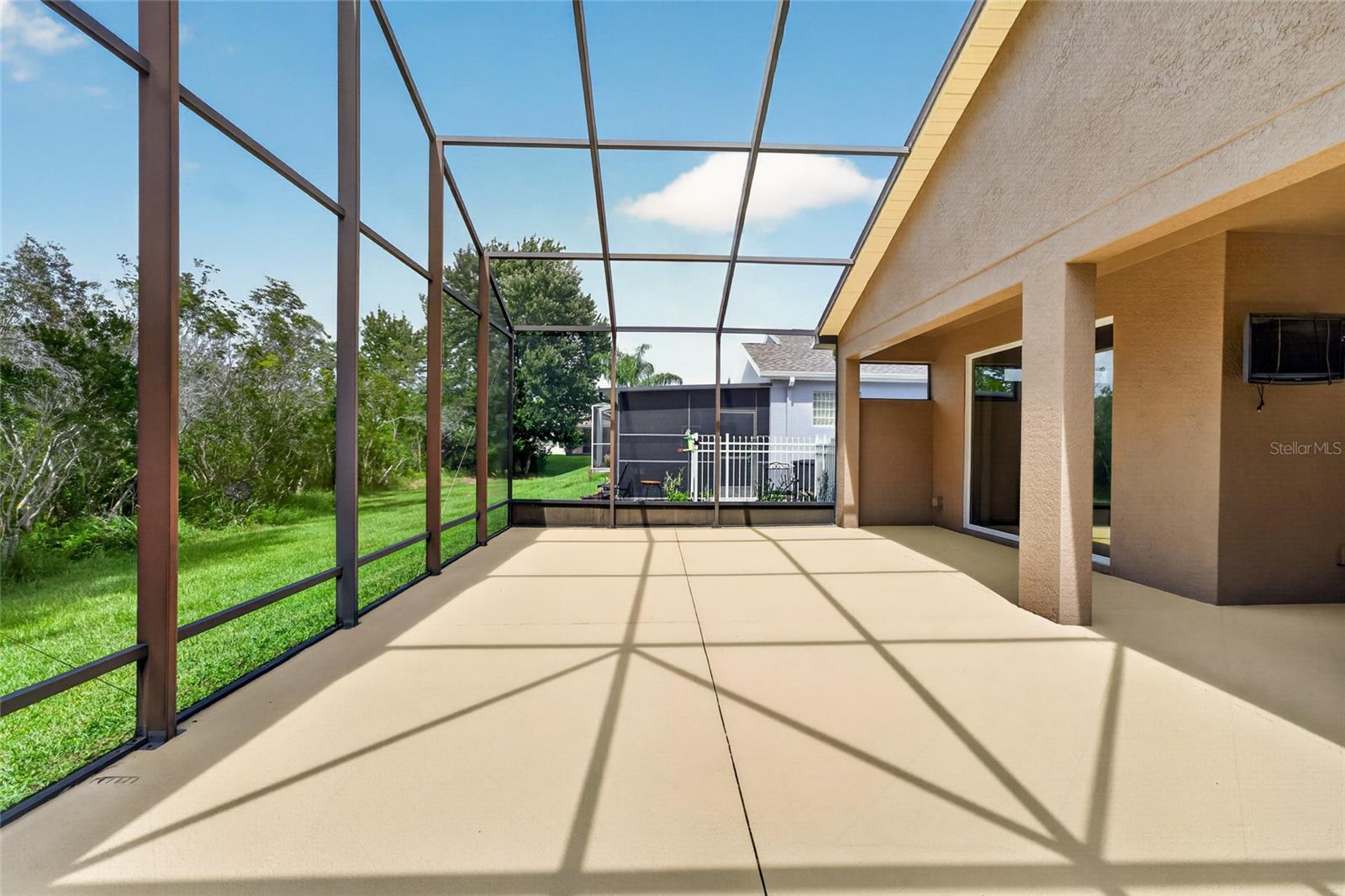 GROVES PH 03 - Residential