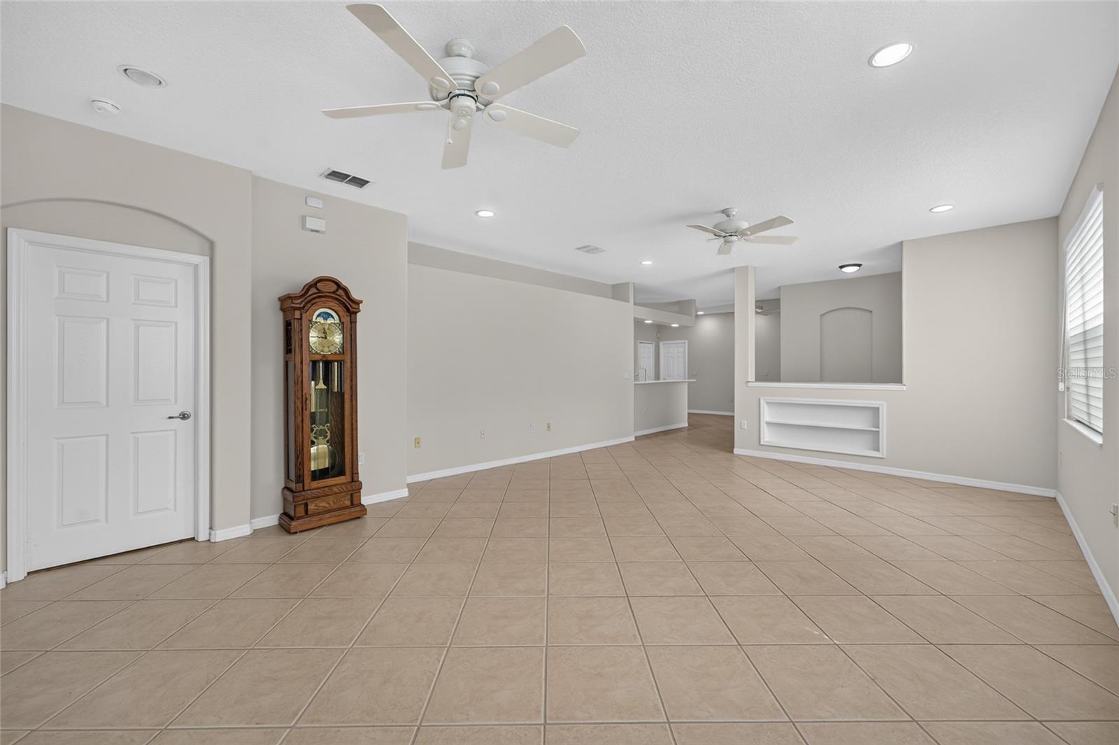 GROVES PH 03 - Residential