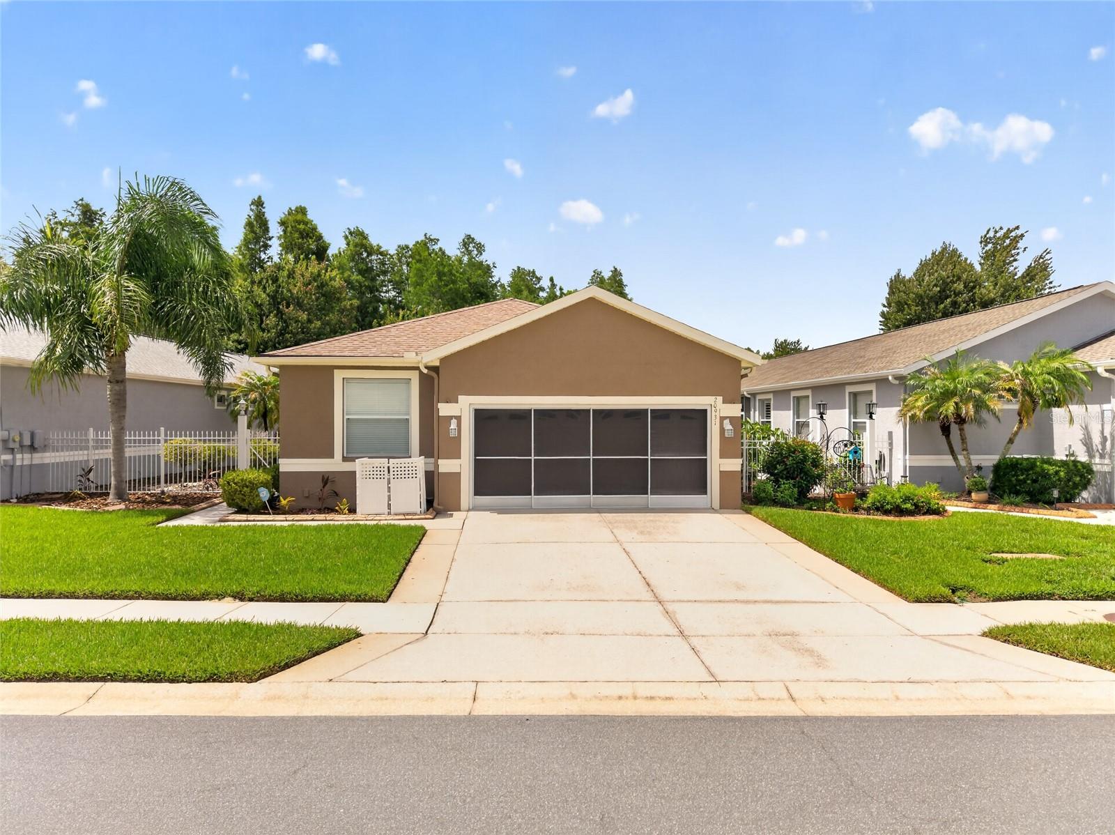 GROVES PH 03 - Residential