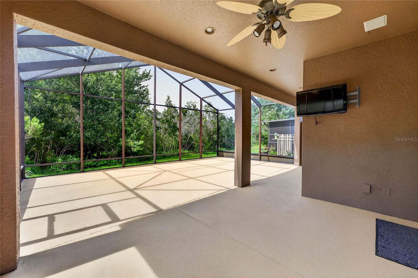 GROVES PH 03 - Residential
