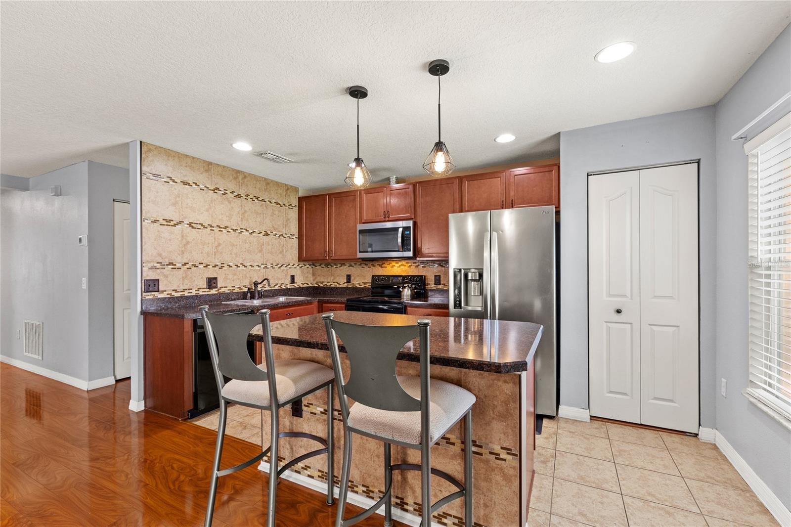 TERRACE GROVE SUB - Residential
