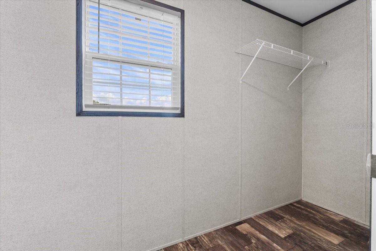OAKRIDGE ESTATES - Residential