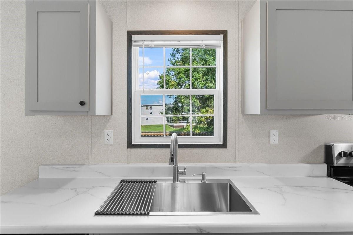OAKRIDGE ESTATES - Residential