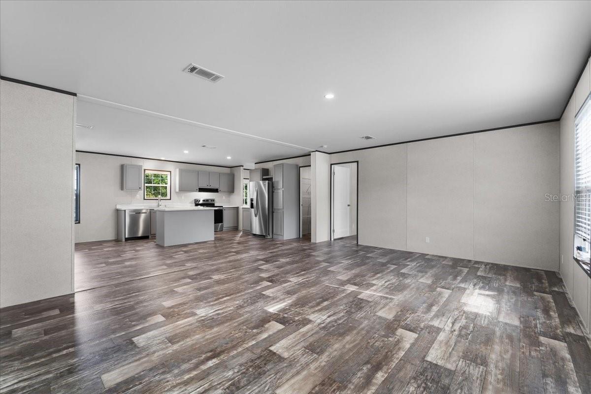 OAKRIDGE ESTATES - Residential