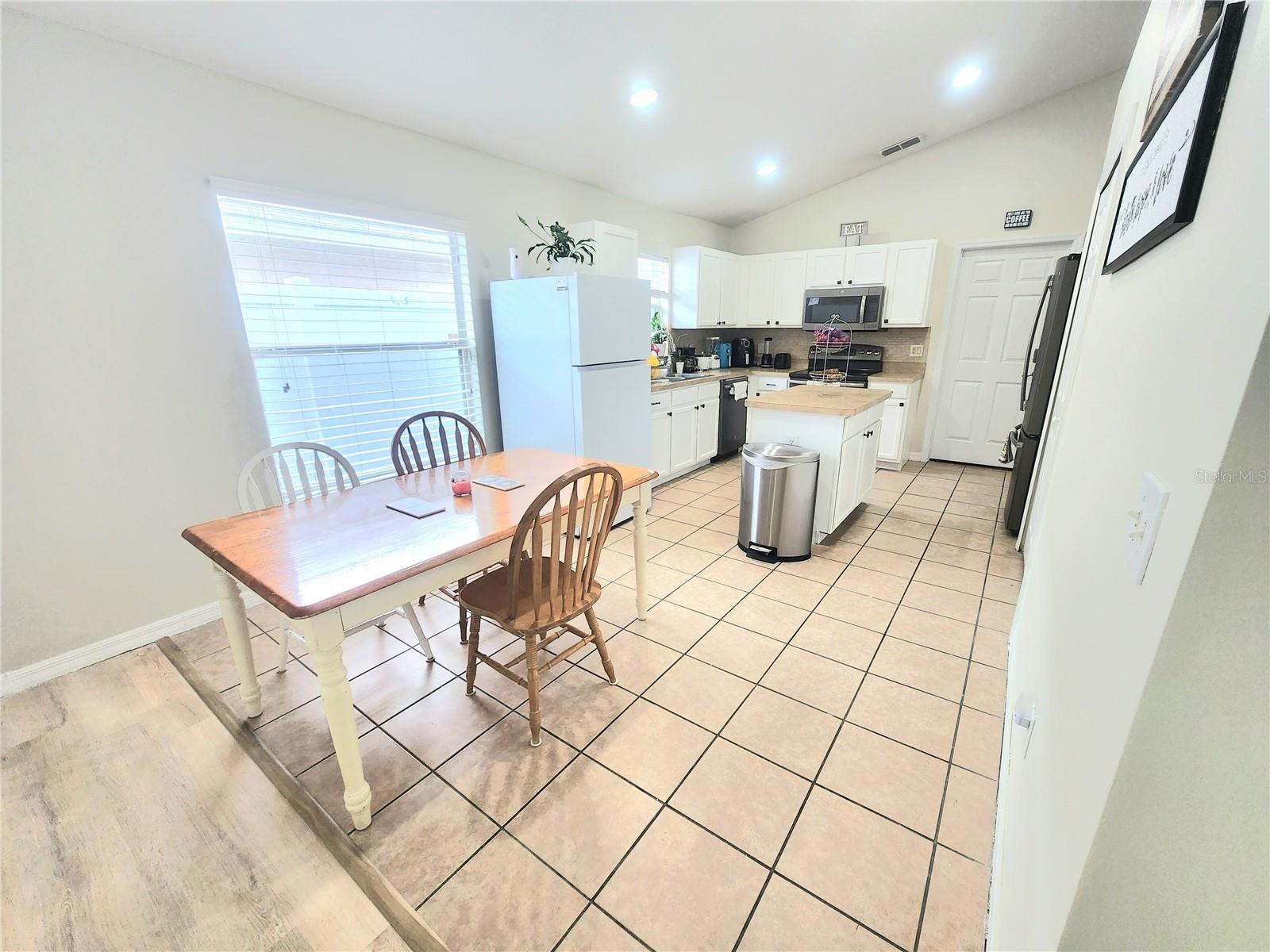 LEGACY PK-PH 1 - Residential Lease