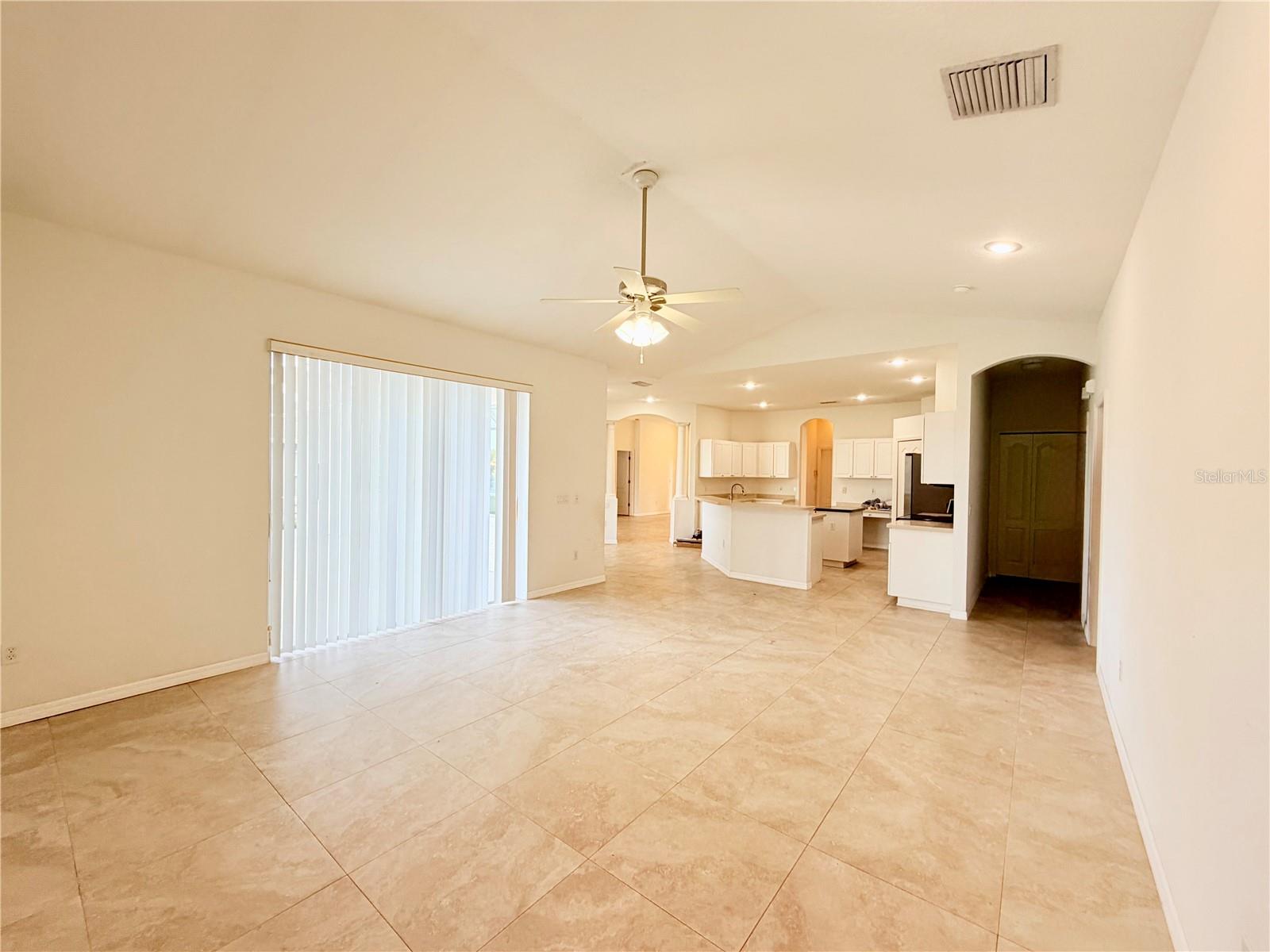 WESTWOOD LAKES PH 2A UNIT 2 - Residential Lease