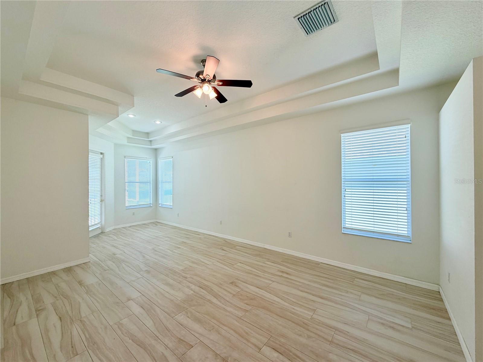 WESTWOOD LAKES PH 2A UNIT 2 - Residential Lease