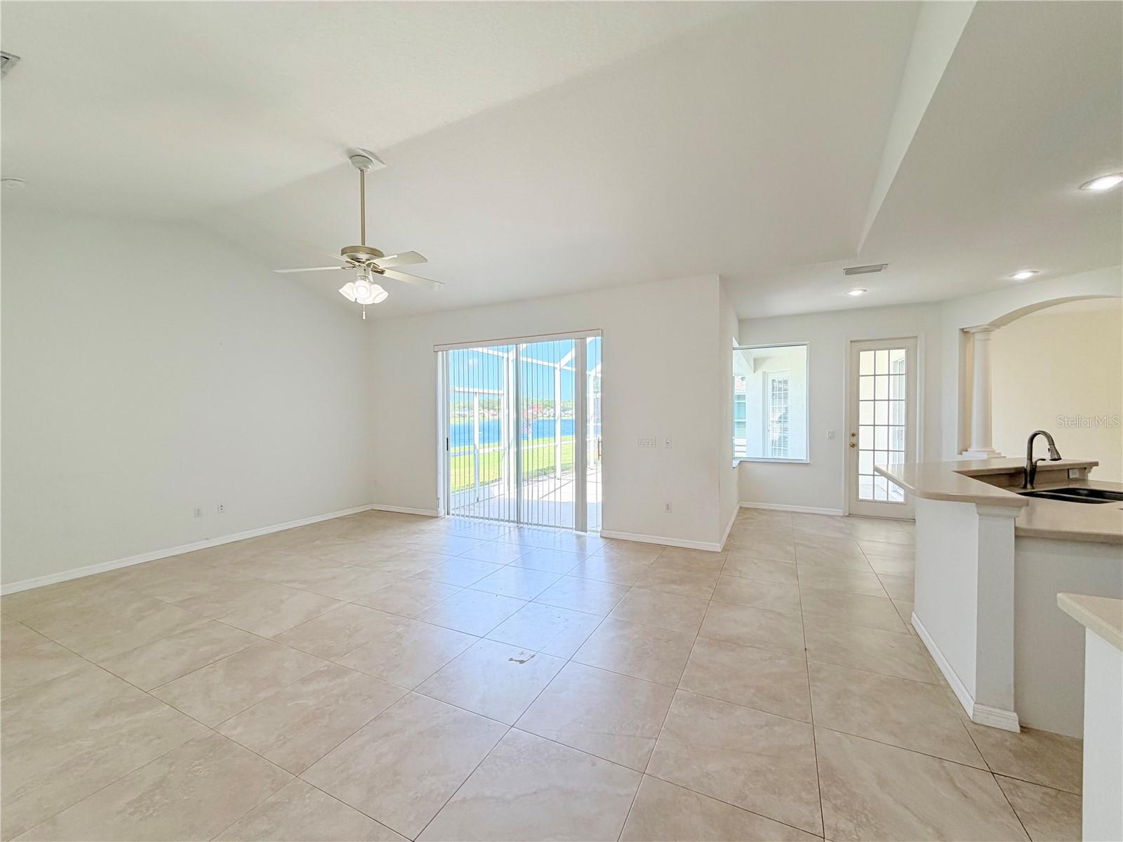 WESTWOOD LAKES PH 2A UNIT 2 - Residential Lease