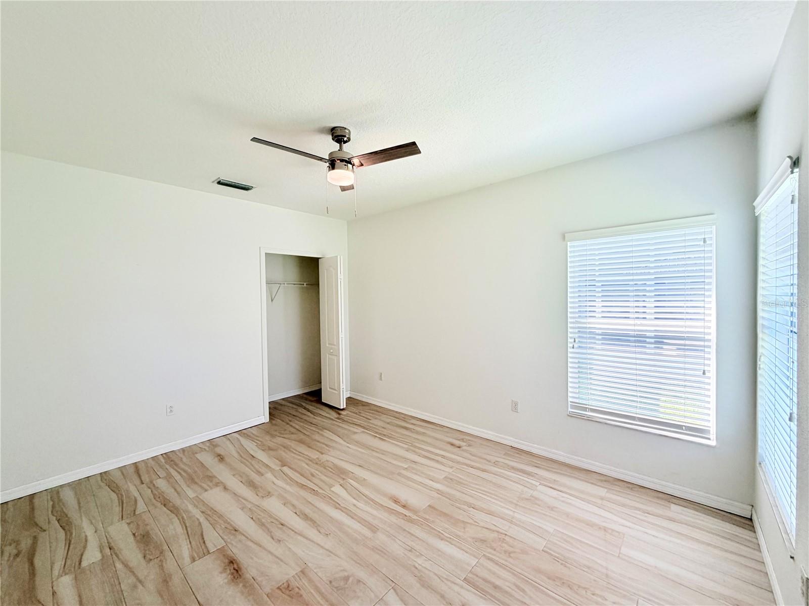 WESTWOOD LAKES PH 2A UNIT 2 - Residential Lease