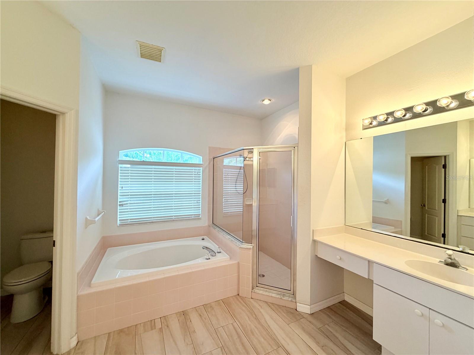 WESTWOOD LAKES PH 2A UNIT 2 - Residential Lease