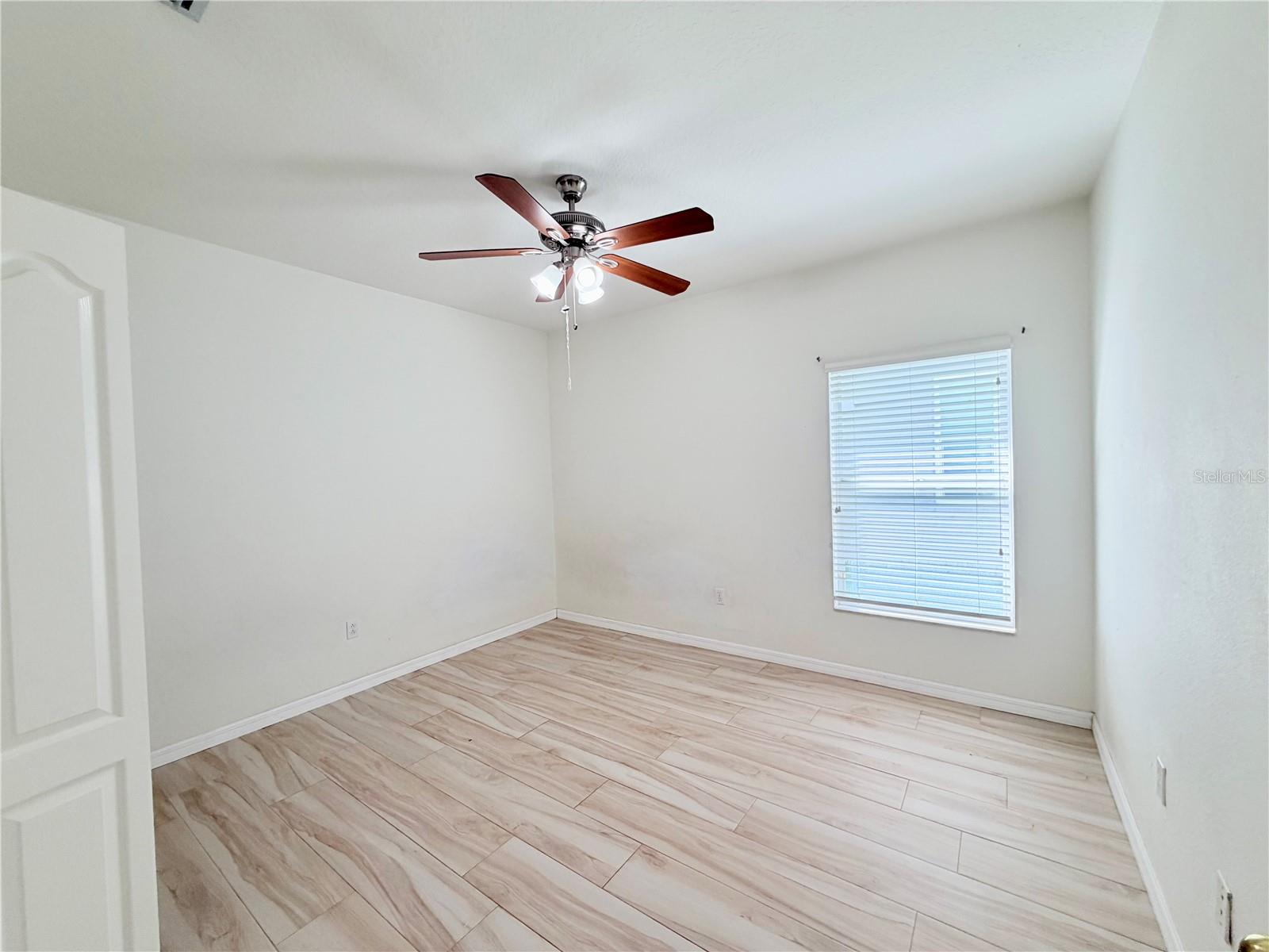 WESTWOOD LAKES PH 2A UNIT 2 - Residential Lease