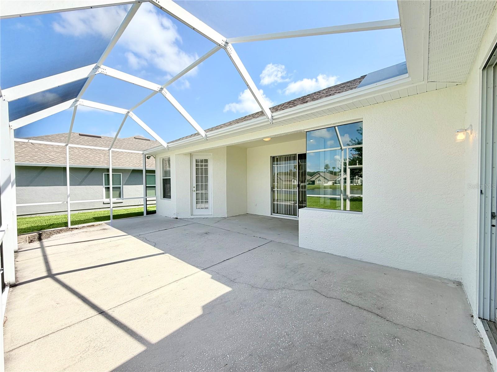 WESTWOOD LAKES PH 2A UNIT 2 - Residential Lease