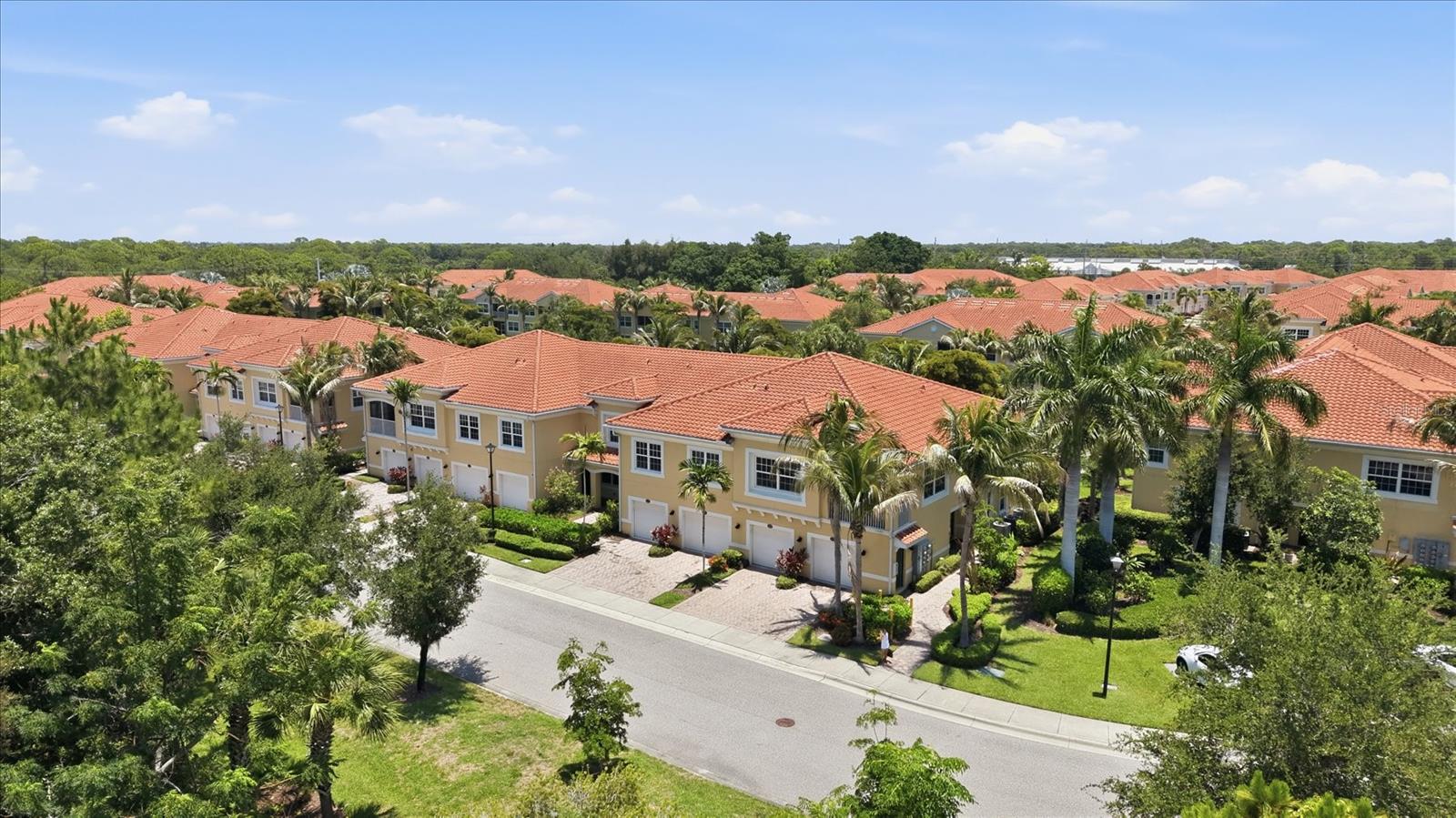 BAY STREET VILLAGE - Residential
