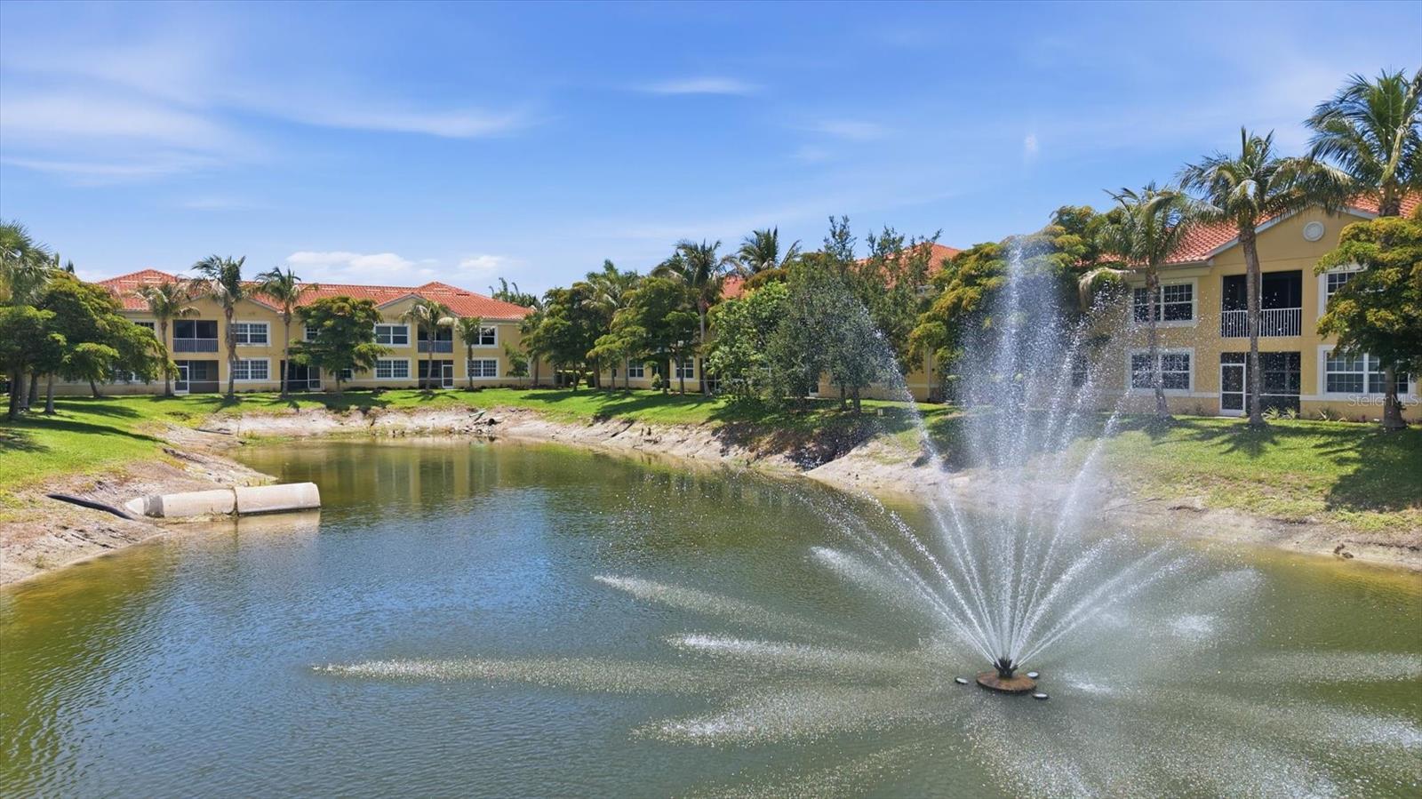 BAY STREET VILLAGE - Residential
