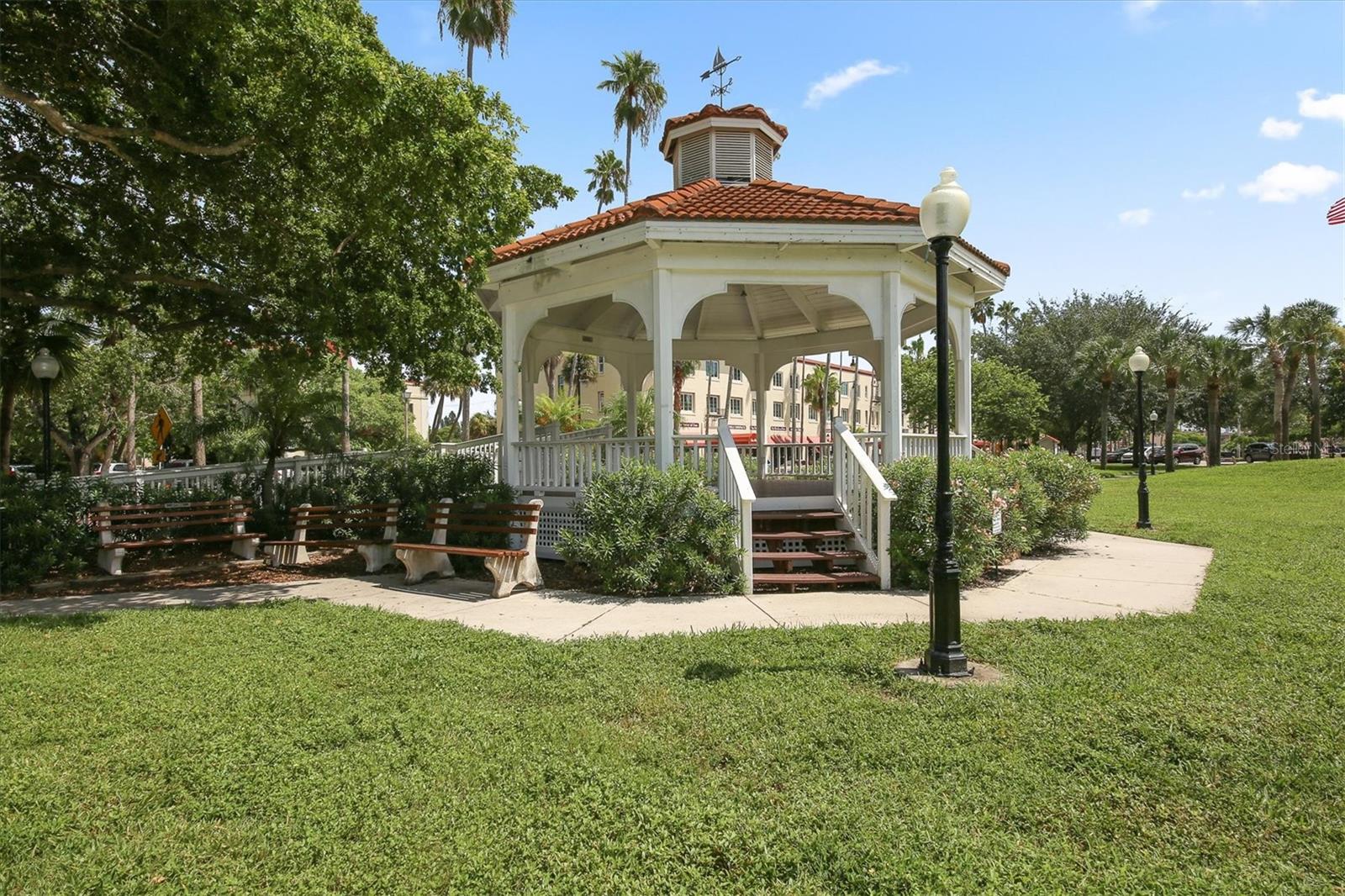BAY STREET VILLAGE - Residential