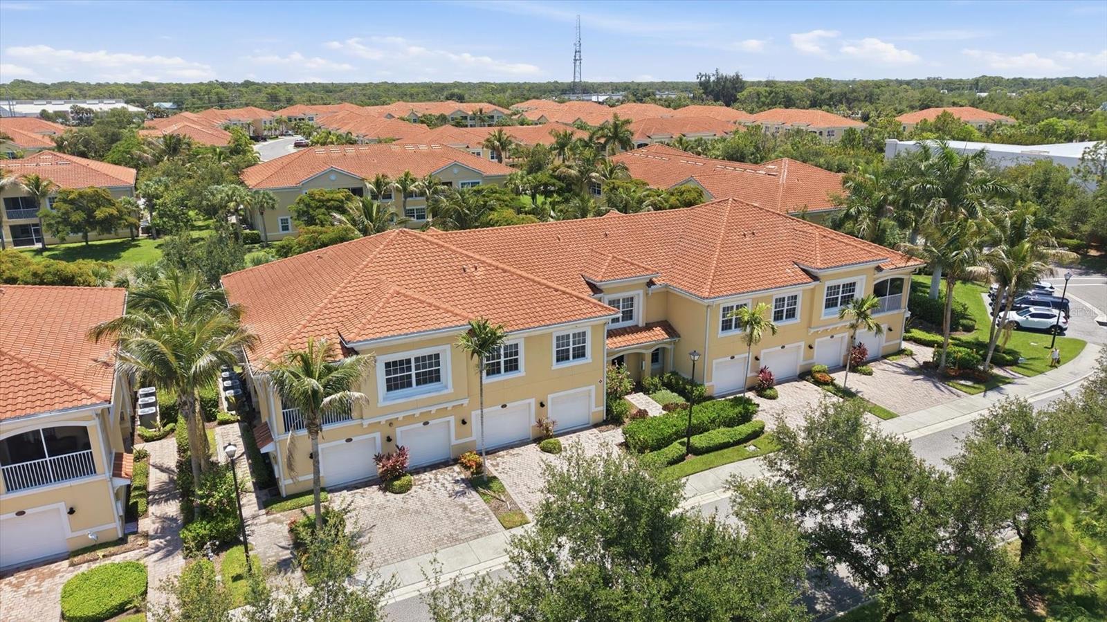BAY STREET VILLAGE - Residential