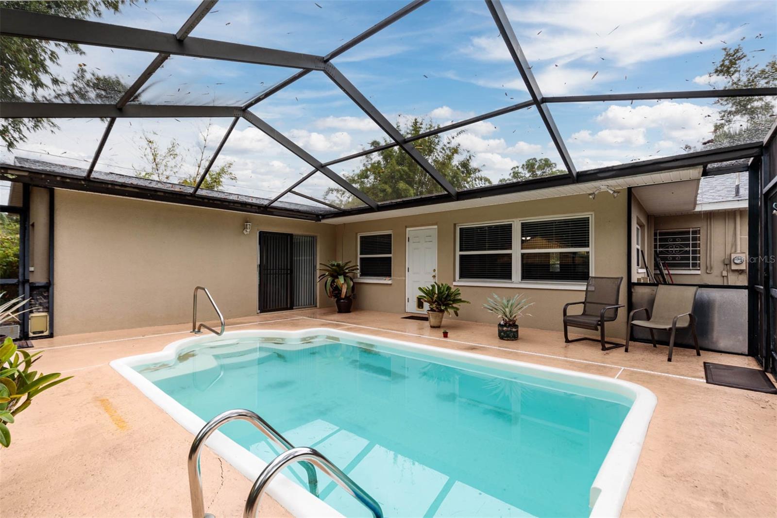 LAKE PEARL ESTATES U - Residential