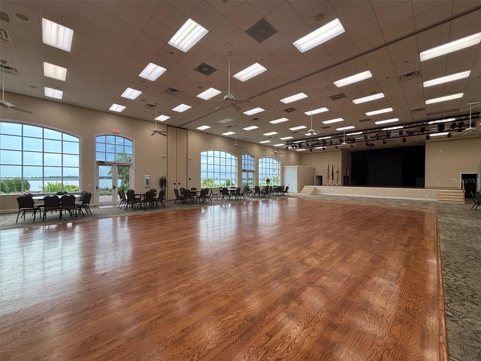LAKE ASHTON GOLF CLUB PH 02 - Residential
