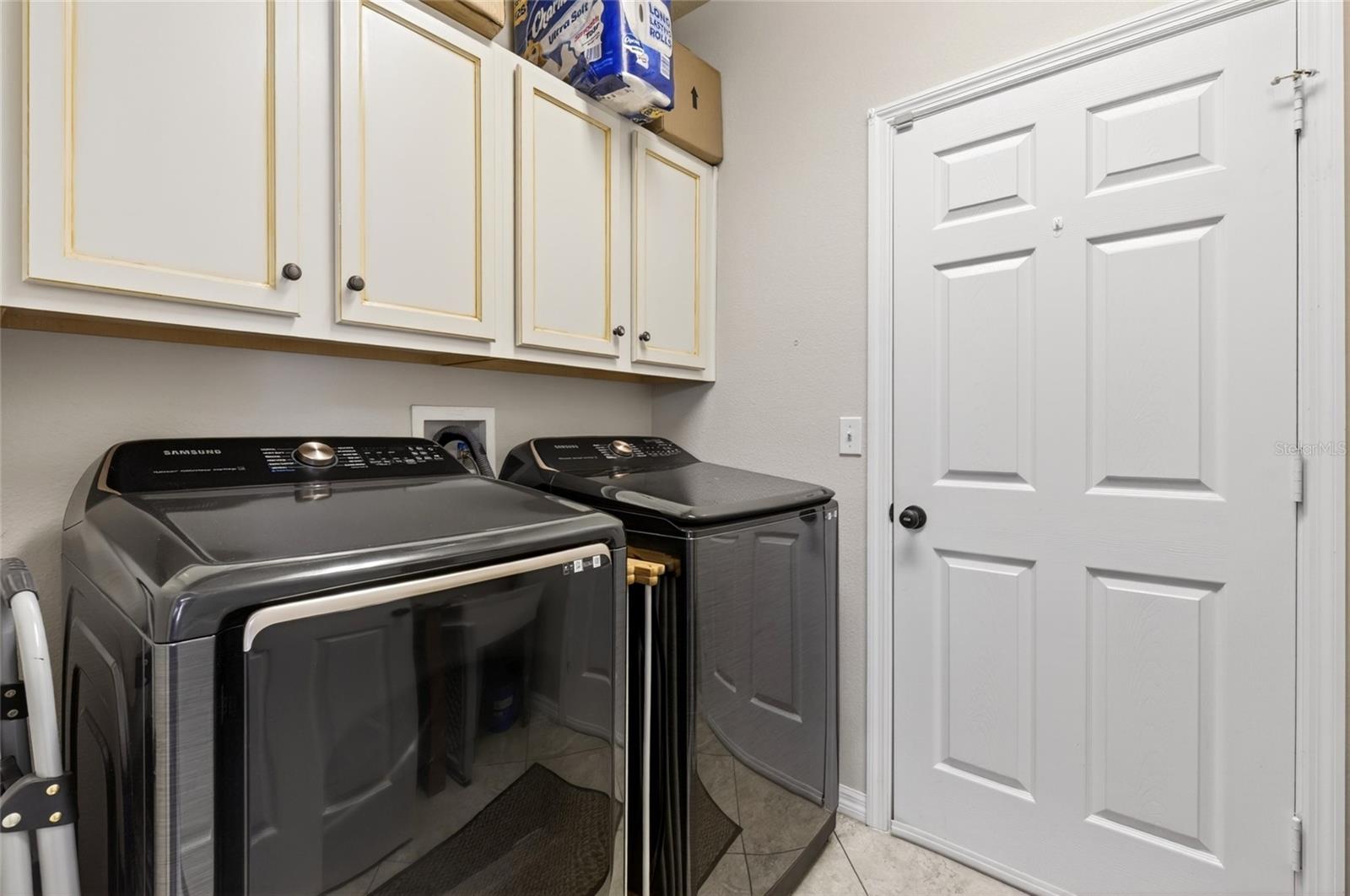 CHERRYRIDGE AT ESTATES - Residential