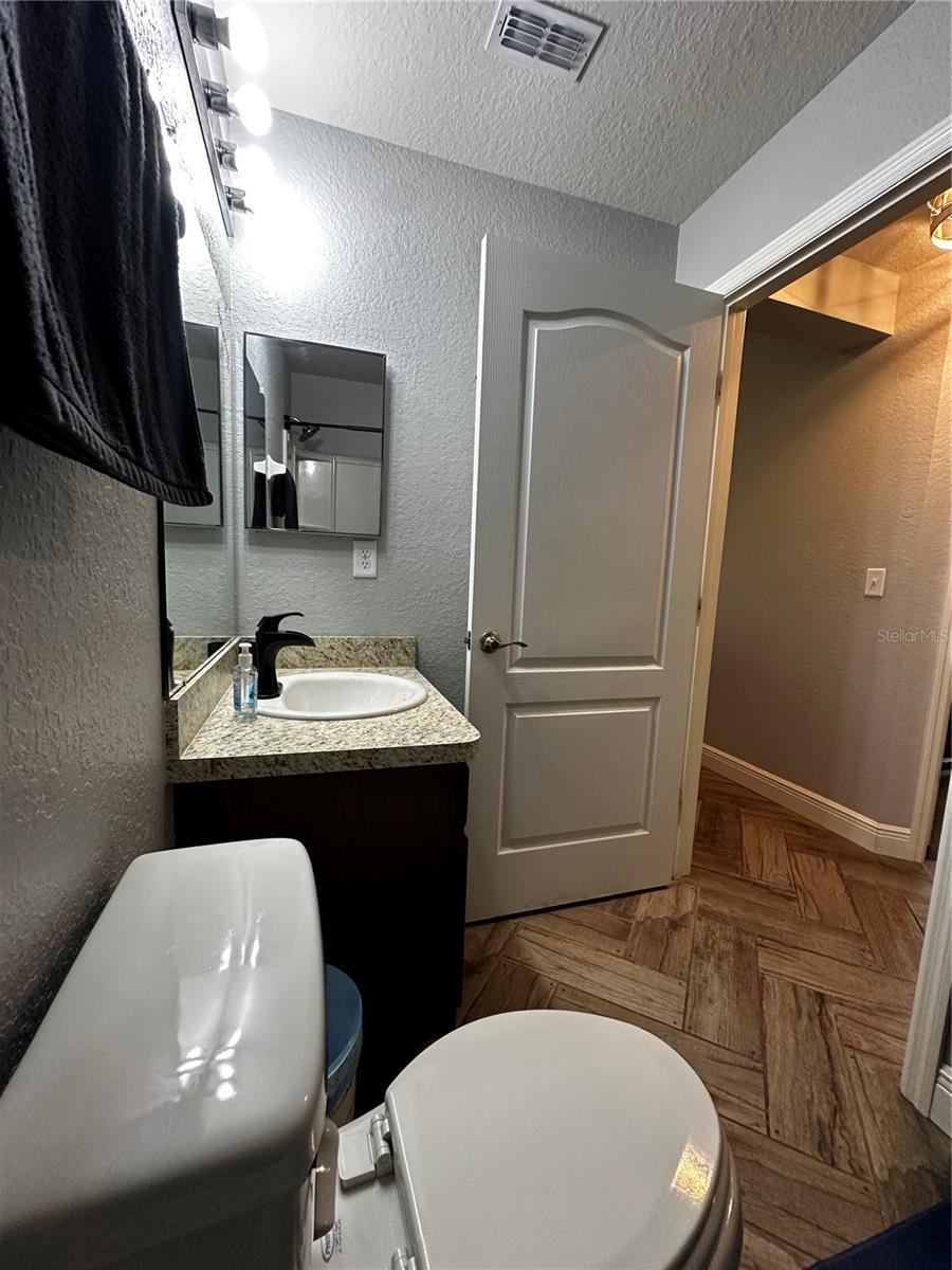 LAKE MARIANA RESERVE PH 1 - Residential Lease