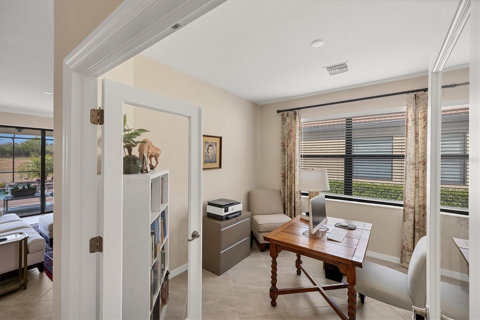 SARASOTA NATIONAL PH 13-B - Residential