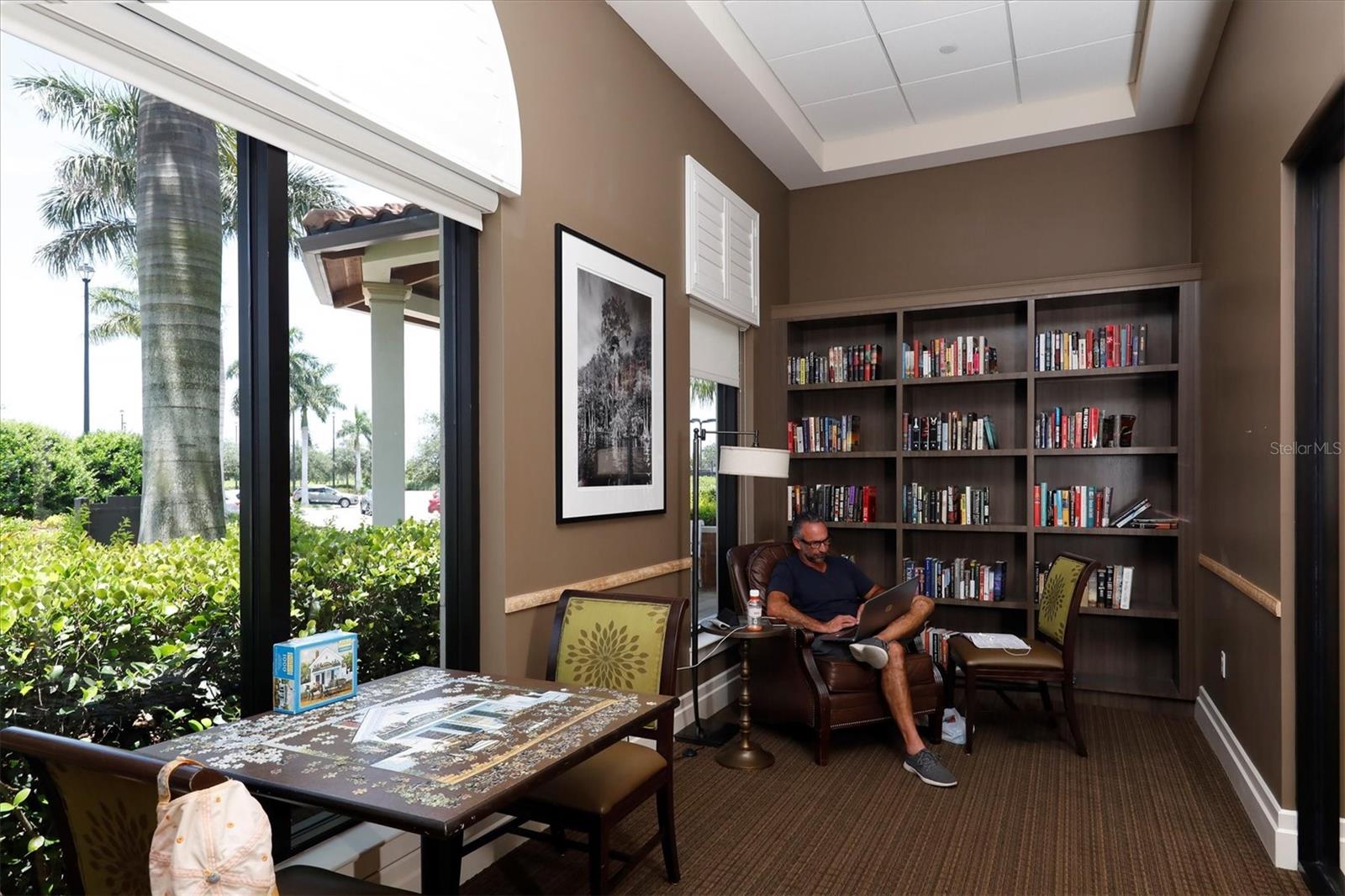 SARASOTA NATIONAL PH 13-B - Residential
