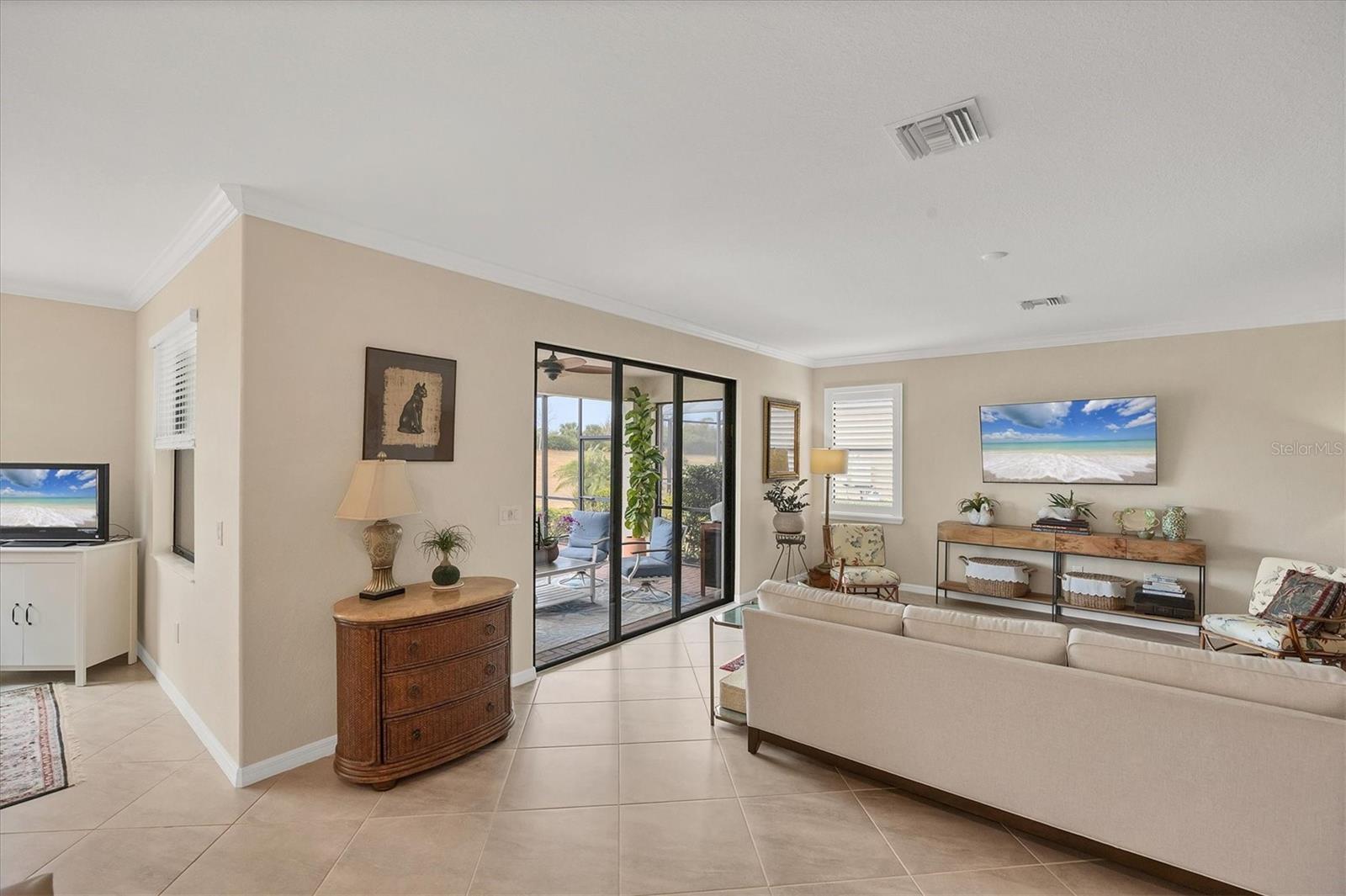 SARASOTA NATIONAL PH 13-B - Residential