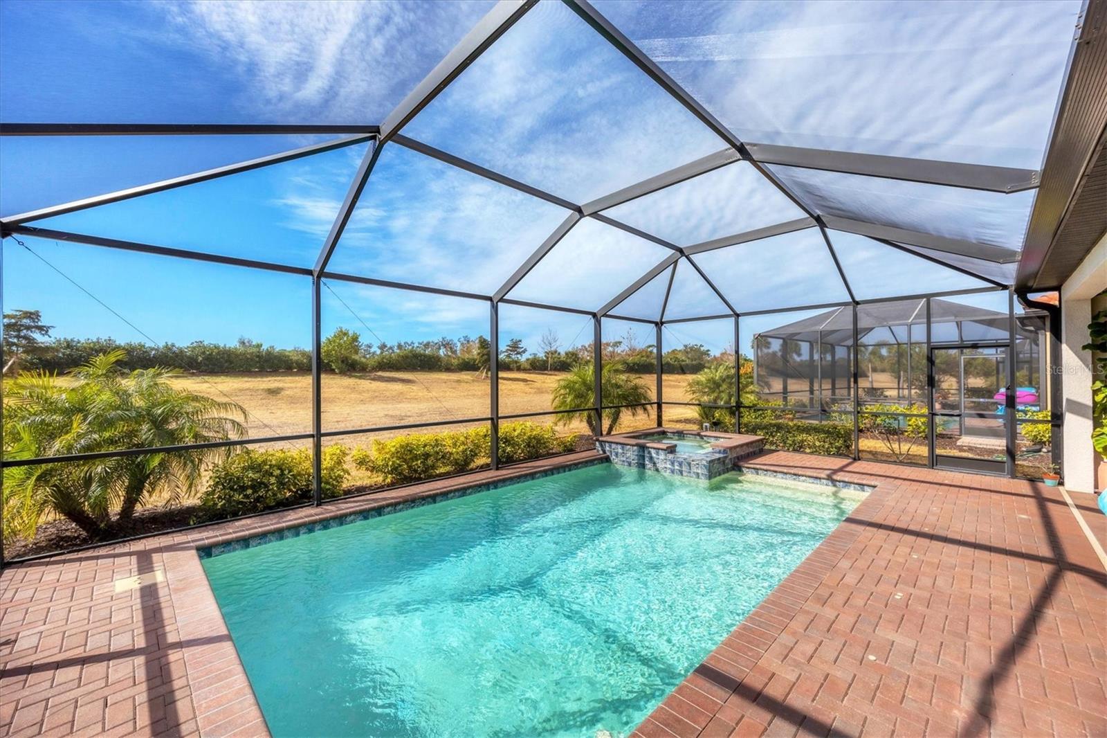 SARASOTA NATIONAL PH 13-B - Residential