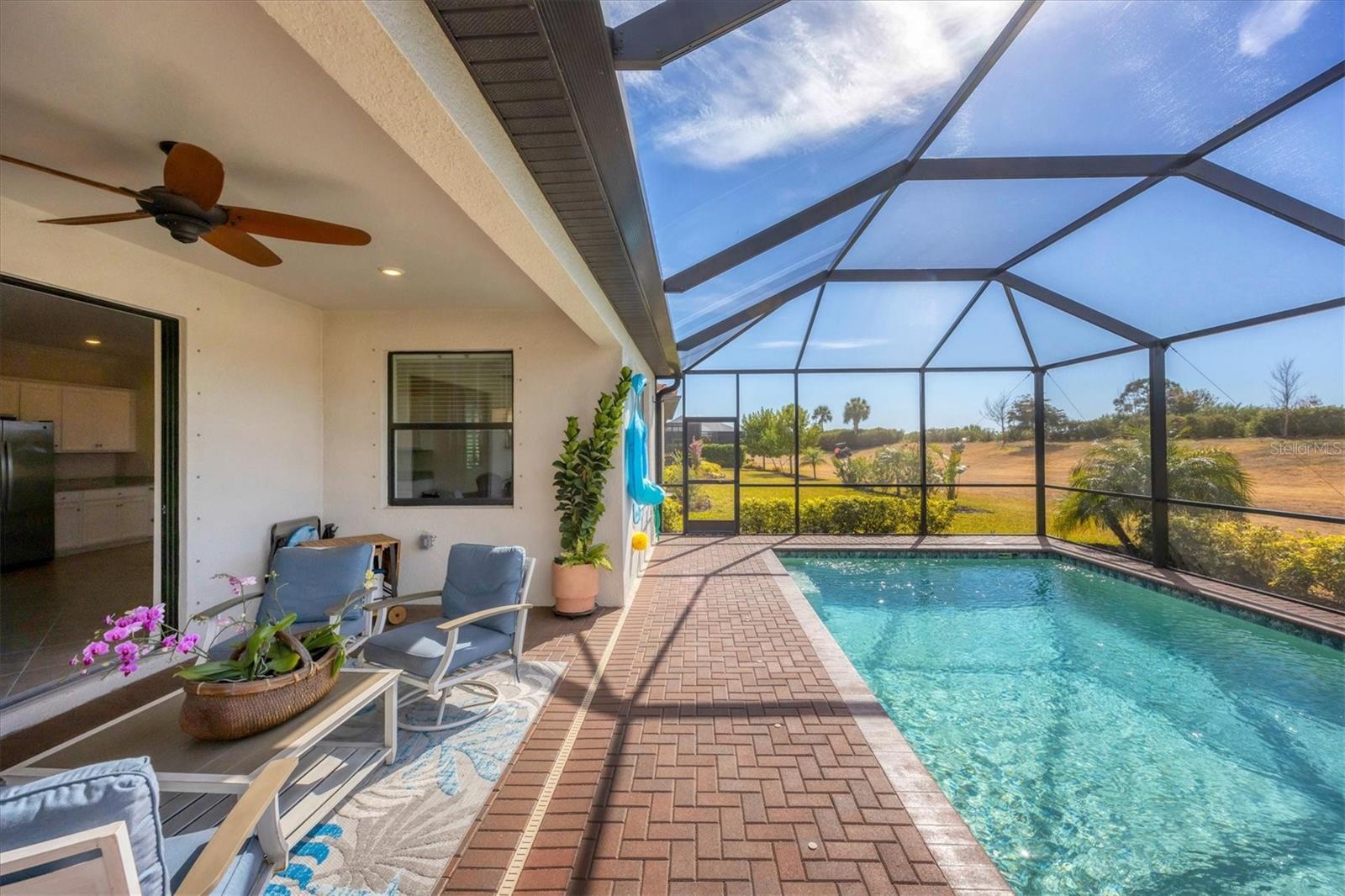 SARASOTA NATIONAL PH 13-B - Residential
