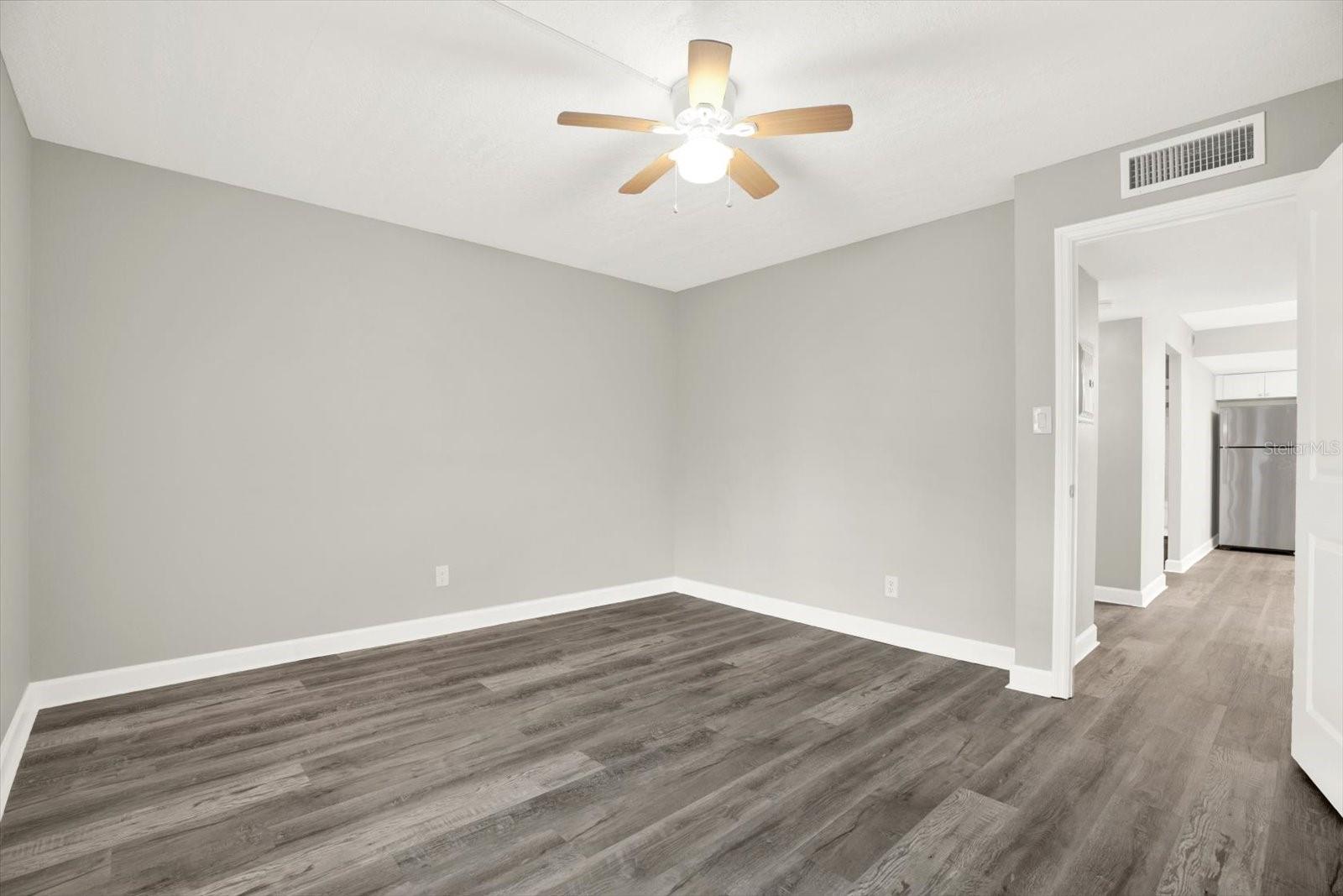 JAMESTOWN CONDO - Residential