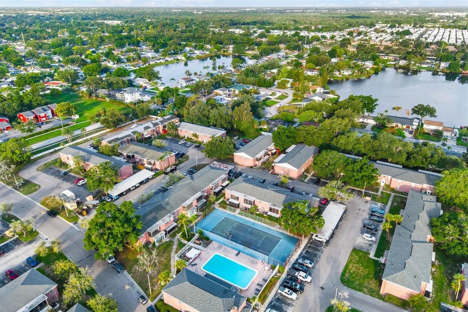 JAMESTOWN CONDO - Residential