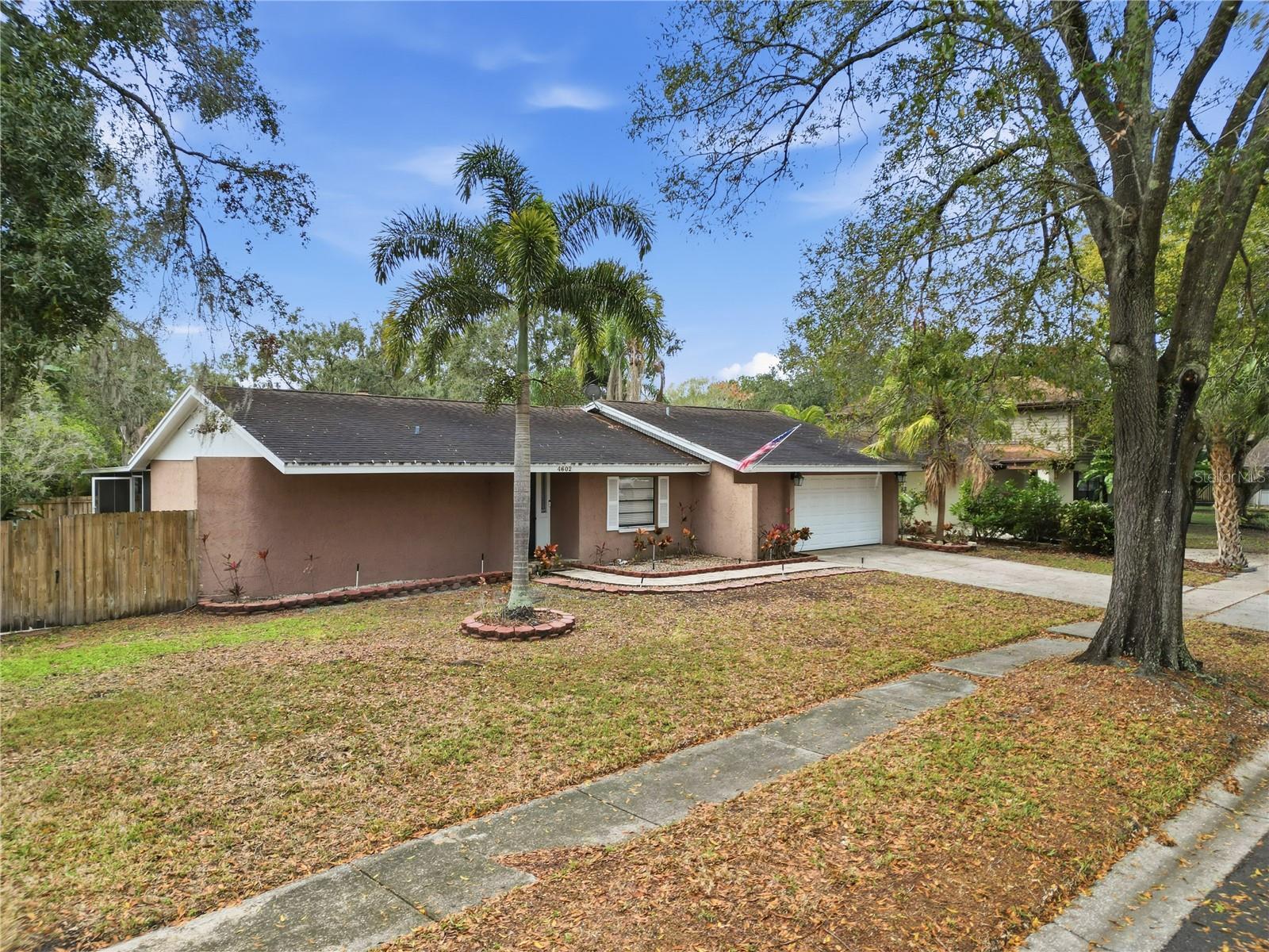 COUNTRY PLACE UNIT 5 - Residential