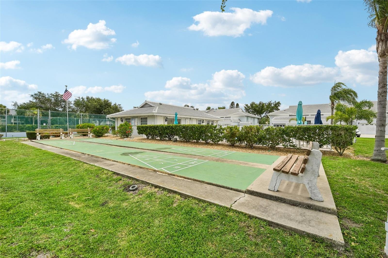 GOLF GREEN - Residential