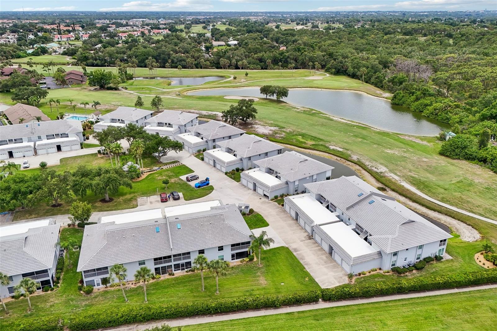 GOLF GREEN - Residential