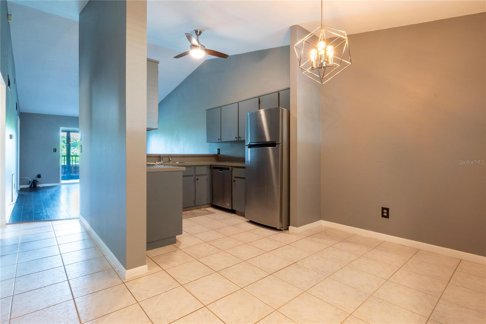 SHADOW LAKES CONDO - Residential