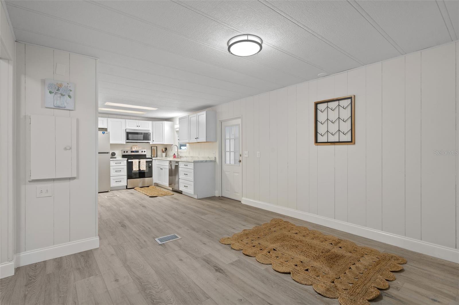 TIPPECANOE VILLAGE UNREC - Residential
