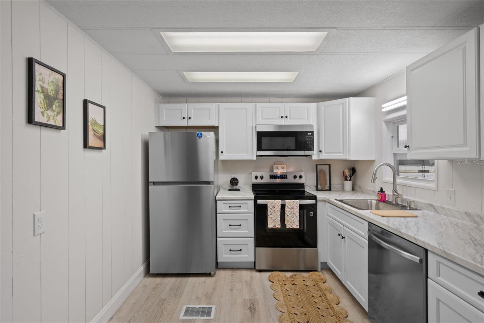 TIPPECANOE VILLAGE UNREC - Residential